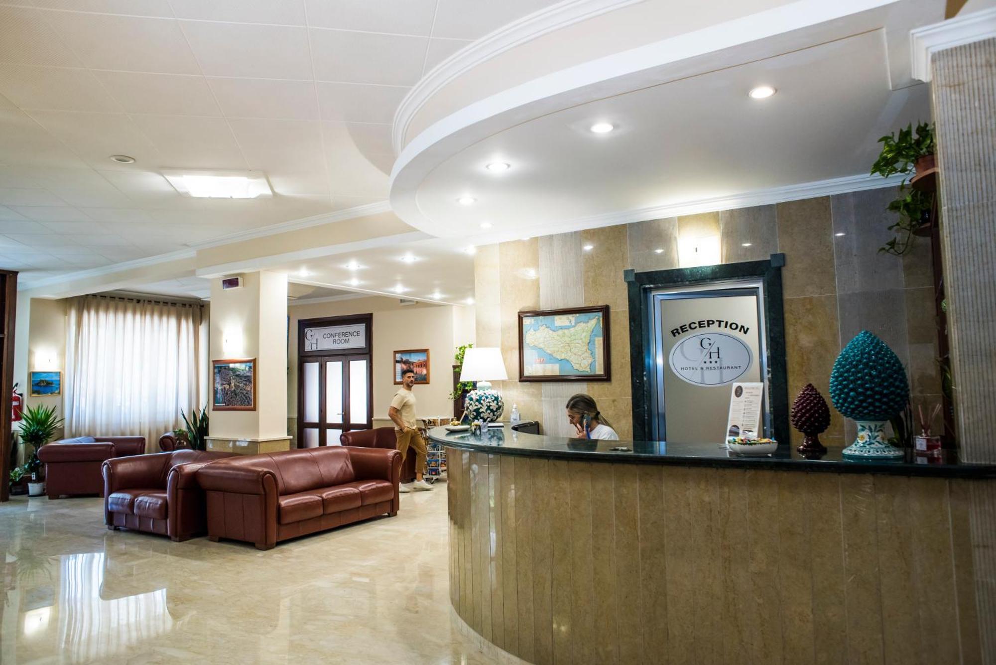 Gh Hotel เปียซซา อาร์เมรีนา ภายนอก รูปภาพ